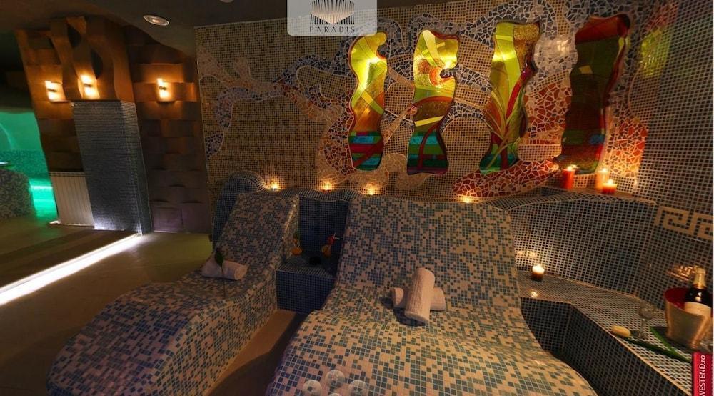 Hotel Paradis Cluj-Napoca Extérieur photo