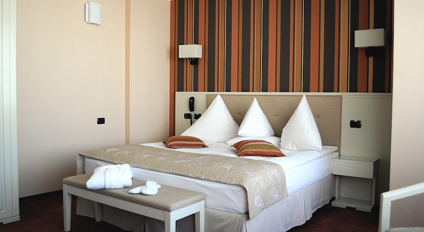 Hotel Paradis Cluj-Napoca Extérieur photo